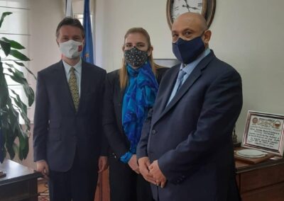 Reunión con SE. Pawel Woźny, Embajador de la República de Polonia en Colombia, Luz Karime Malkun, presidenta y Eduardo Padilla Vicepresidente de la Asociación de Cooperación Internacional para el Desarrollo y Negocios de Co